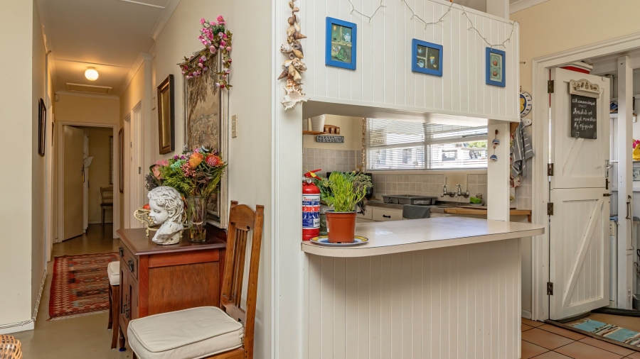 3 Bedroom Property for Sale in De Kelders Western Cape